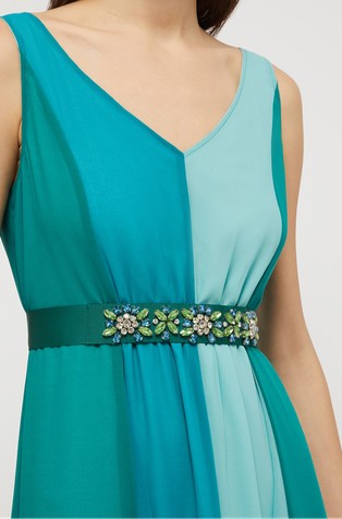 Appliqué-adorned belt