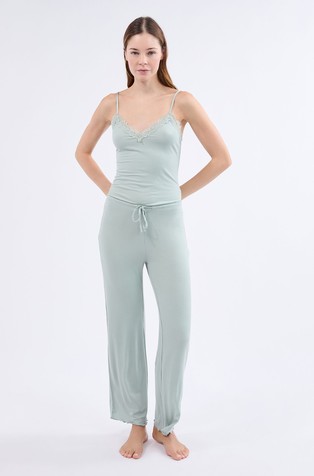 Nettie pižama iz raztegljive viskoze s čipkastimi detajli