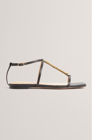 Nizki sandali z okrasnimi kamenčki