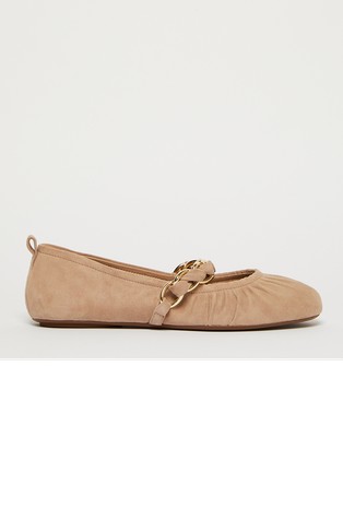 Balerinke iz semiša z dekorativno verigo