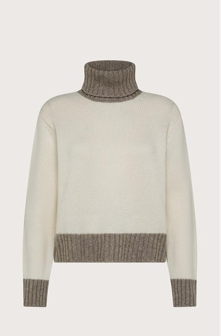 Blended wool turtleneck