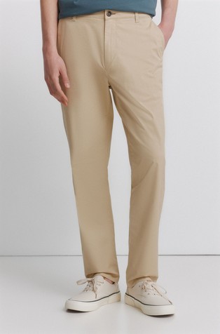 Light comfort slim fit chinos