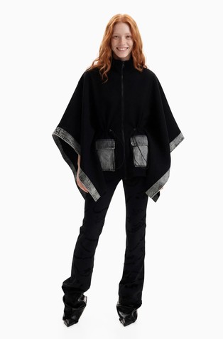 Poncho in mixed fabrics