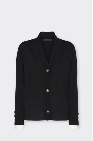 Pletena jopa z logo gumbi