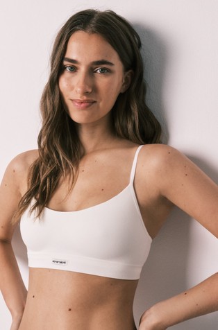Seamless padded top