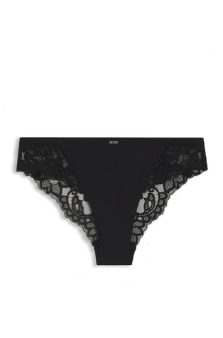 Spodnje hlačke s čipko