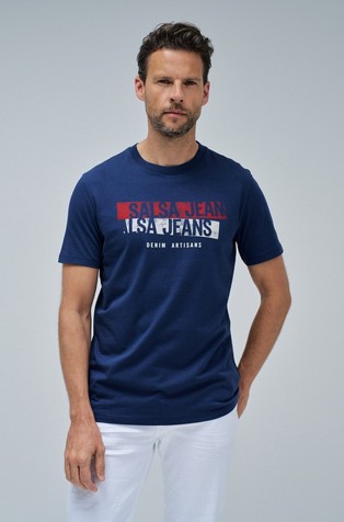 T-shirt with branding
