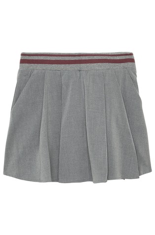 Krilo z gubami in všitimi kratkimi hlačami