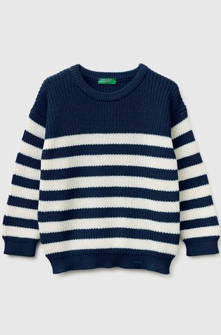 Pleten pulover s črtastim vzorcem