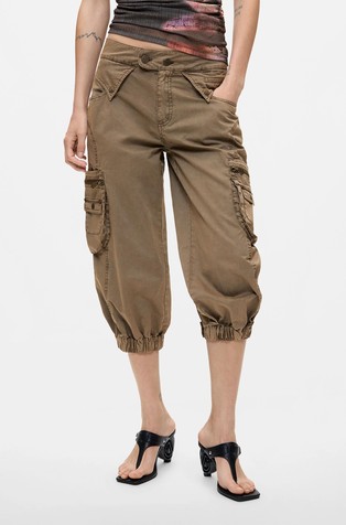 Cotton cargo capris