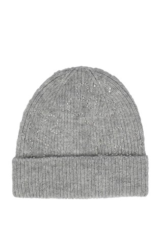 Cozy knitted hat with gemstone flowers