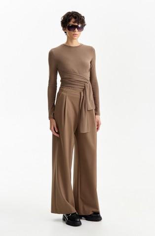 Majica z dolgimi rokavi in trakom za zavezovanje