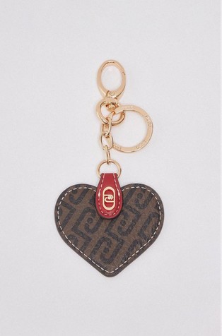Obesek za ključe s srčkom