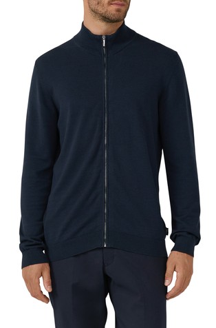 Pletena jopa iz mešanice bombaža in modala