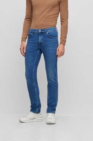 Regular-fit jeans in comfort-stretch denim