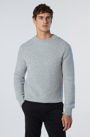 Pleten pulover iz volnene mešanice
