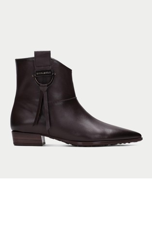 Leather ankle boots with metal detail