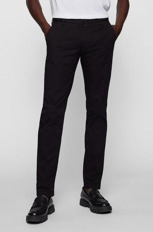 Slim fit chino hlače iz bombažnega gabardena