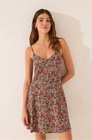 Short dress with pattern