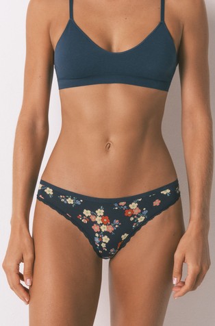 Spodnje hlačke s cvetličnim vzorcem