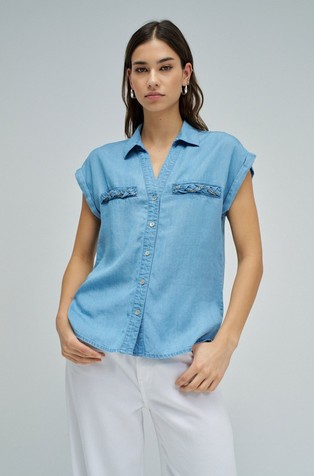 Shirt in lightdenim effect