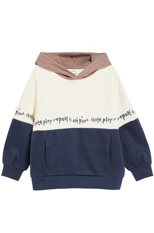 Oversized pulover s kapuco in barvnimi bloki