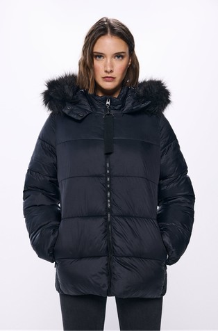 Vodoodbojna bunda s kapuco in Sorona Aura polnilom