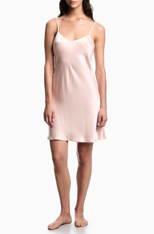 Satenasta spalna srajca z naramnicami