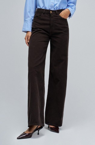 Wide leg trousers in corduroy