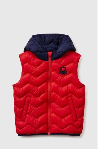 Prešit brezrokavnik s kapuco