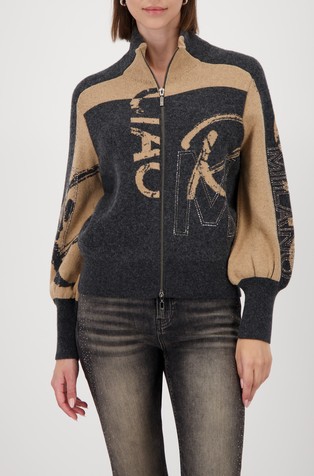 Pletena jopa z okrasnimi kamenčki