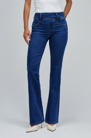 Secret push in bootcut jeans