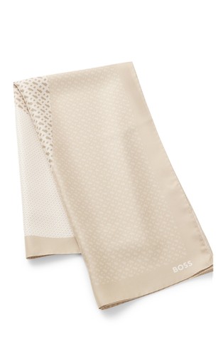 Vzorčasta svilena ruta