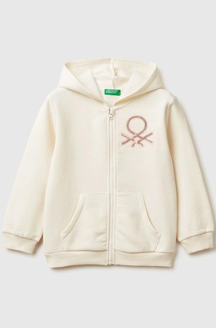 Jopa s kapuco in bleščicami