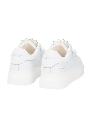 TOSCA BLU Bellatrix usnjene superge s perlami in okrasnimi kamenčki Bela - White 3