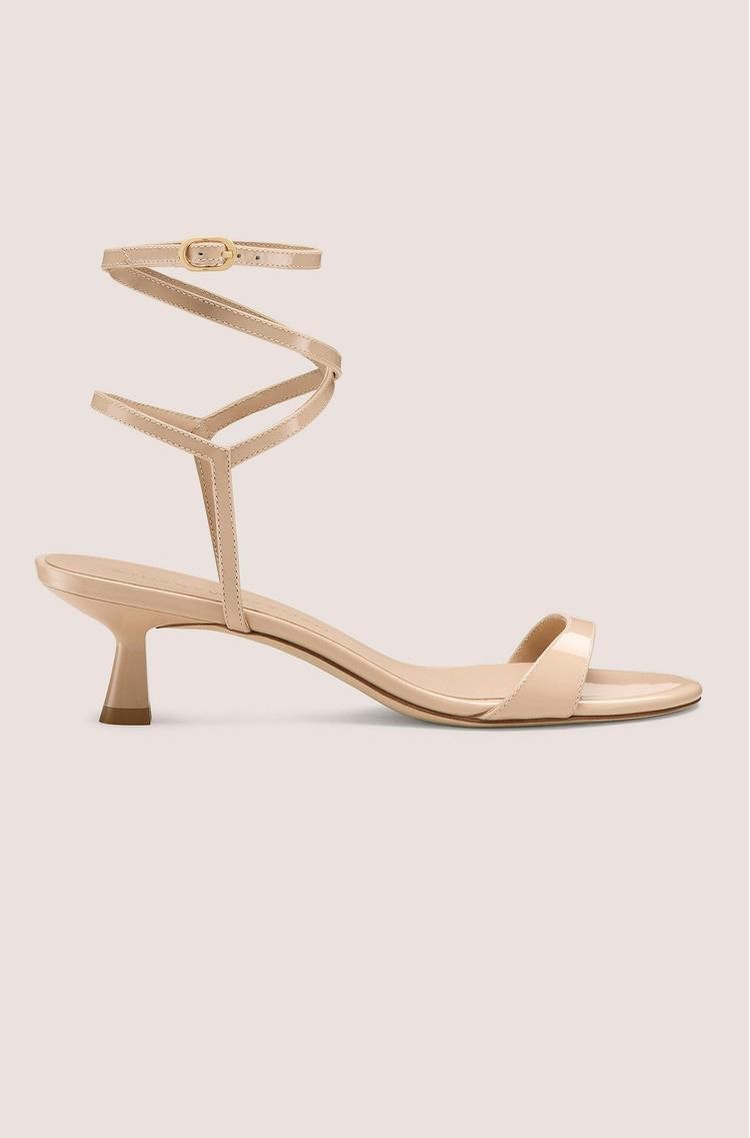 STUART WEITZMAN Nudist Wrap Sandals in Patent Leather Barely Beige 