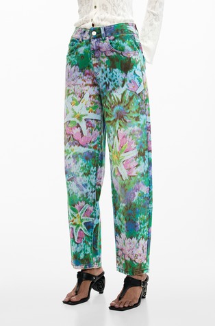 Jeans hlače s cvetličnim vzorcem