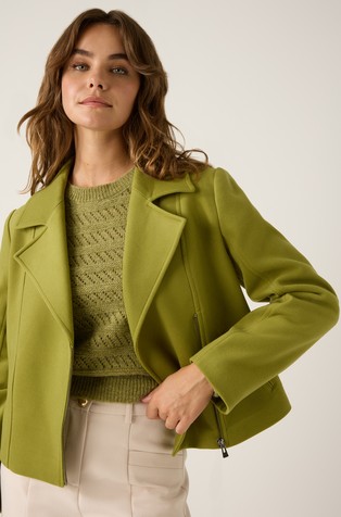 Jacket with asymmetrical zipper