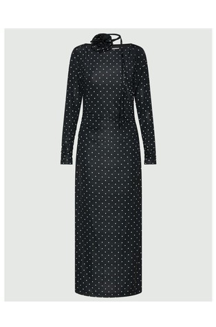 Long dress with pattern and removable rose detail