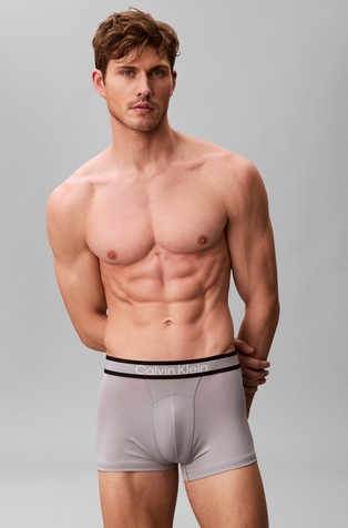 Trunks - Icon Active Mesh