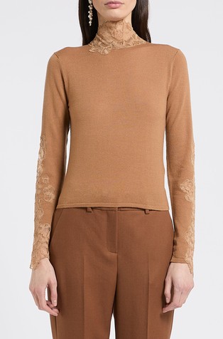 Slim fit pletena majica s čipkastimi vstavki