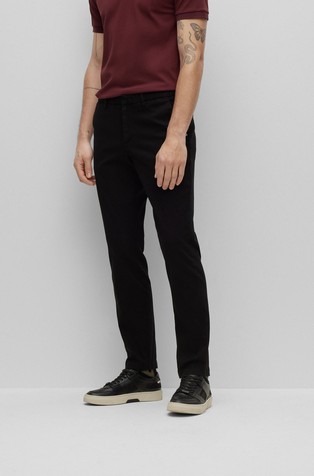 Slim fit chinos in a stretch cotton blend