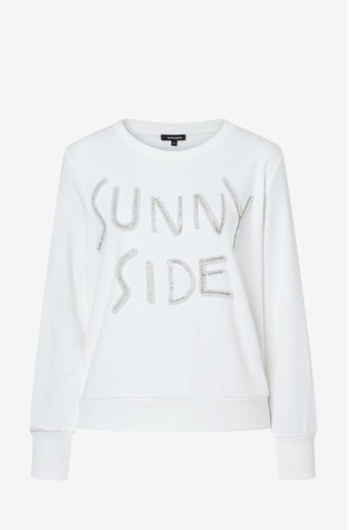 Sweatshirt with pearl appliqué