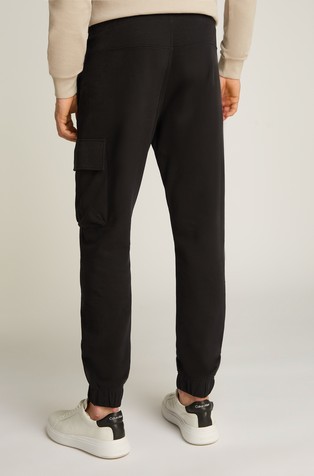 CALVIN KLEIN Bombažna trenirka z cargo žepom in logo našitkom Črna - Black 2