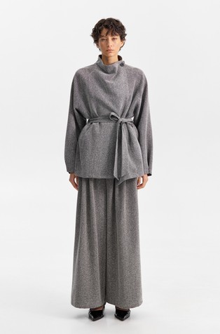 Jakna s pasom za zavezovanje