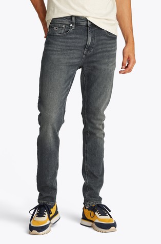 Austin slim fit jeans hlače z zožanimi hlačnicami