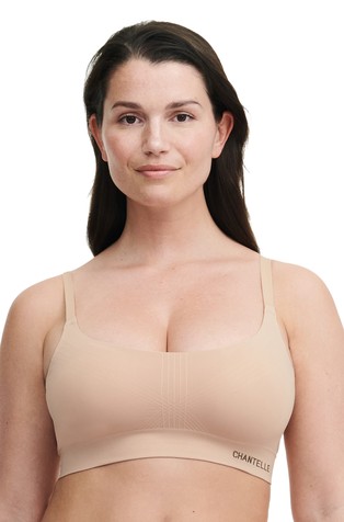 DISOLVE Women's Polyamide, Elastance Lightly Padded Wire Free Regular Bra  (Sports Bra_Beige_30 Till 34) : : Fashion