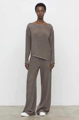 Relaxed fit long-sleeved tee with viscose