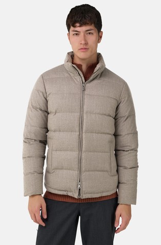 Vodoodbojna puhovka iz flanelaste in tehnične tkanine