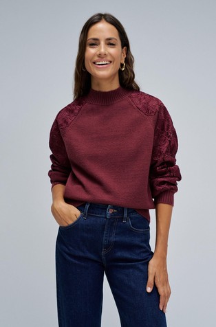 Pleten pulover s čipkastimi rokavi